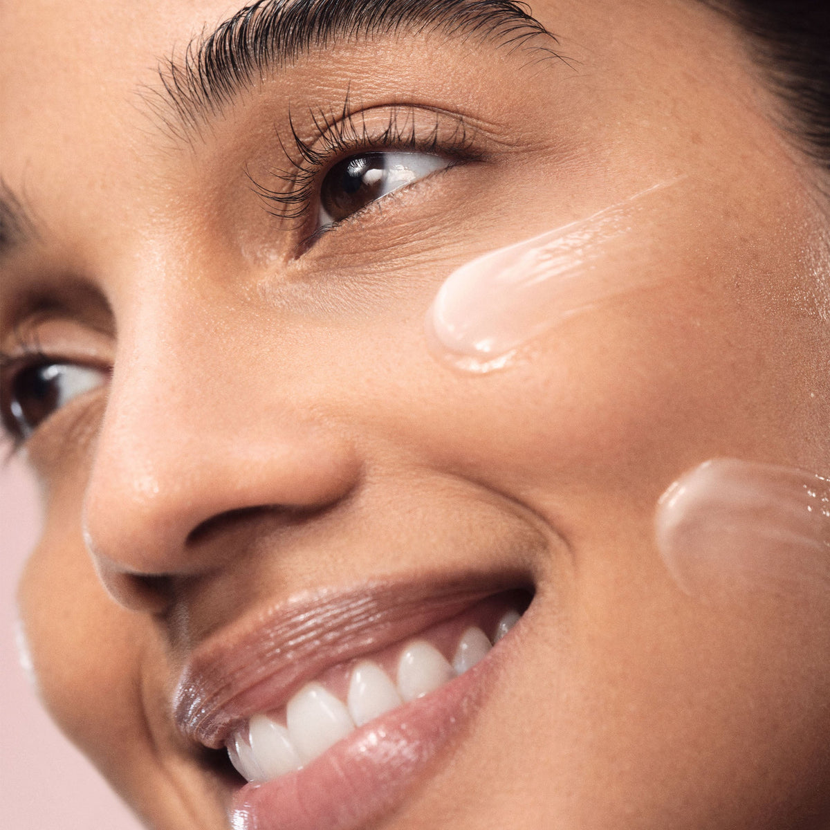 mini-cloud-dew-gel-cream-moisturizer-x5 2026-Cloud-Dew-2.jpg