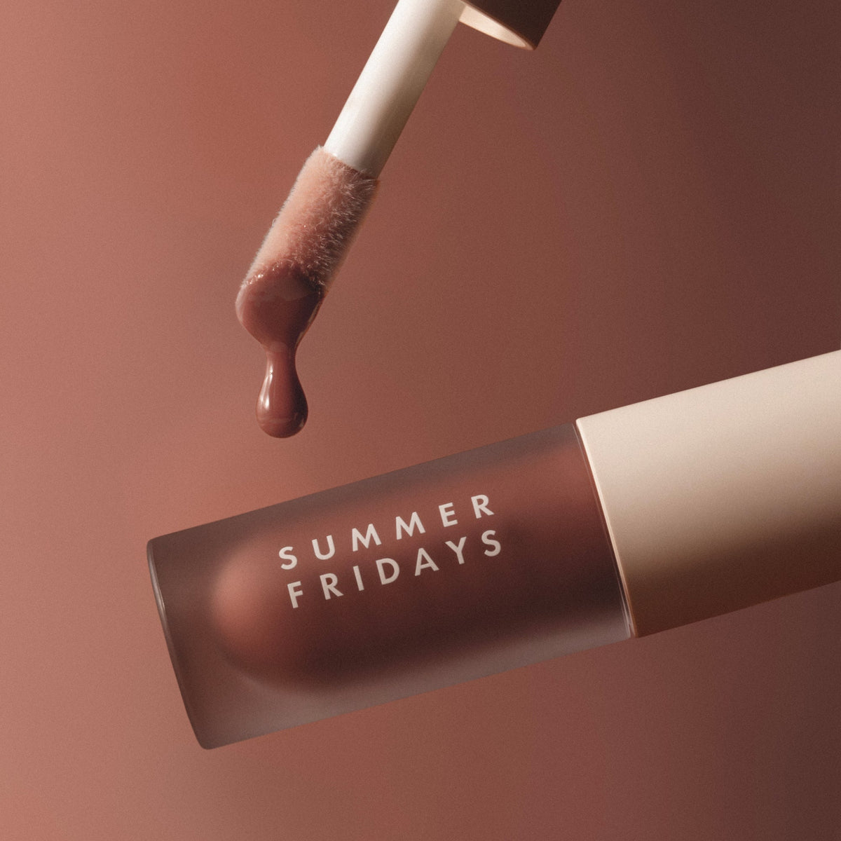 dream-lip-oil-warm-beige-t8 PDP_DLO-WarmBeige-1.jpg